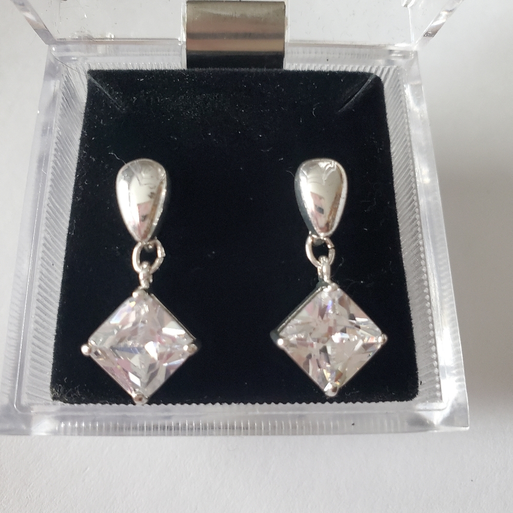 Square cut Rhinestone Drop Earrings - Picture 5 of 9